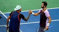 Búrlivák Kyrgios sa predviedol aj na US Open. Jeho frustráciu si odniesli rakety