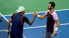 Búrlivák Kyrgios sa predviedol aj na US Open. Jeho frustráciu si odniesli rakety