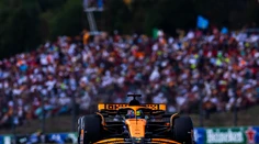 GALÉRIA: Maďarsko prinieslo nadvládu McLarenu, premiérové víťazstvo aj dve havárie. Norris sa musel podriadiť tímu
