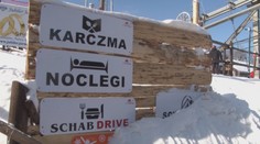 Poliaci sa po uvoľnení lockdownu vo veľkom lyžujú. Zisťovali sme, či to nezneužívajú aj Slováci