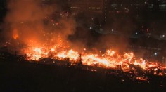 Obrovský požiar v centre Los Angeles. Uzavreli hlavné diaľnice