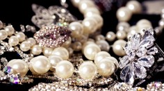 Obrovská lúpež v Cannes! Za bieleho dňa ukradli z šperky za 15 miliónov eur