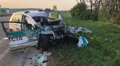 Tragické ráno v Galante. Policajné auto sa zrazilo s autobusom, policajt (†31) neprežil