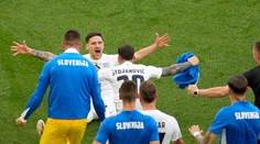 VIDEO: Víťazný zásah mal na nohe i Šporar. Slovinci zamotali skupinu, proti Dánom im pomohol šťastný teč