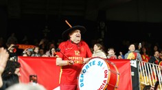 Nevynechal jediný zápas. Legendárny španielsky fanúšik Manolo zomrel vo veku 76 rokov