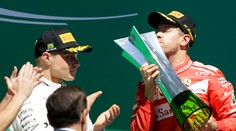 V Brazílii vyhral Vettel, Hamilton po stíhacej jazde nakoniec štvrtý