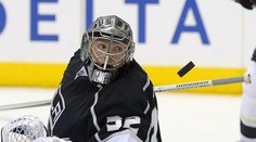 Už vieme meno prvého brankára, ktorý sa bude snažiť kryť strely slovenských hokejistov