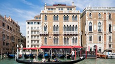 V Benátkach zomrel mladý Slovák (†22), vypadol z okna luxusného hotela