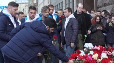 Mak so spoluhráčmi zo Zenitu si uctili obete petrohradskej tragédie