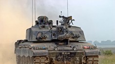 Británia chce Kyjevu dodať tanky do konca marca. Výcvik personálu sa začne už budúci týždeň