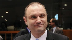 Ďalší veľký protikorupčný zásah v Česku, zadržali exministra