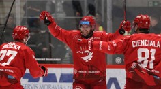 Výborný slovenský večer za hranicami. Naši hokejisti moderovali deväťgólový uragán, presadili sa hneď štyria