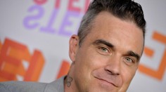 Robbie Williams tajil tretie dieťa. Teraz to prasklo