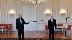 Zeman opäť perlil. Vulgárne sa vyjadril na adresu premiéra Sobotku