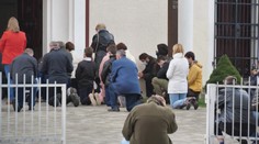 Prvé nedeľné omše počas nových opatrení. Boli sme sa pozrieť, ako to vyzeralo v kostoloch