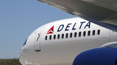 Lietadlo núdzovo pristálo na letisku v New Yorku