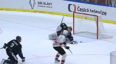VIDEO: Zlyhali útočník aj brankár. Videli v Brne najkurióznejší gól roka?