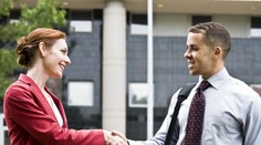 Pozor na reč tela! Kvôli týmto gestám pôsobíte odpudzujúco