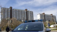 Vo Viedni vyčíňa sériový vrah. Na konte má už dve obete, tretia útok prežila