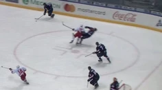 VIDEO: Zákerný Rus poslal Nedorosta do nemocnice, Slovan prišiel aj o Ďalogu