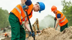 Smer plánuje pred voľbami zvýšiť minimálnu mzdu na 600 eur