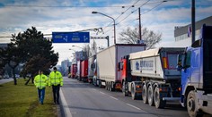 Kamionisti štrajkovali v Bratislave: Prišli po obchvate D1, dopravu neblokovali