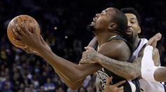 Favoriti sklamali a Houston už s piatou prehrou v rade