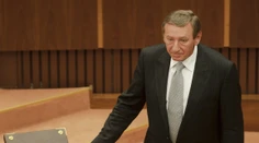 Plénum si minútou ticha pripomenulo zosnulého exposlanca Jána Zvonára