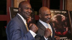 Holyfield poslal Tysonovi varovanie a určil podmienku pre vzájomný súboj