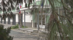 Košický policajný riaditeľ, ktorého podriadený dobil na smrť muža bez domova, končí v zbore