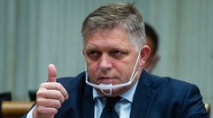 Fico opäť poukazuje na Mikulcovu minulosť. Predložil ďalšie dokumenty, ktoré ho majú spochybniť