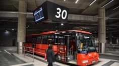 Situácia v Bratislavskom kraji sa takmer nezmenila, Arriva hlási výpadky spojov aj v utorok