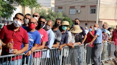 Tunisko má za sebou očkovací „deň otvorených dverí“. Vakcínu dostalo viac ako pol milióna ľudí