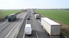 Pre dopravnú nehodu bol uzavretý úsek diaľnice D1 pri Poprade