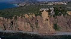 OBRAZOM: Luxusným rezidenciám na útese v Kalifornii hrozí zrútenie do mora. Verdikt expertov je prekvapivý