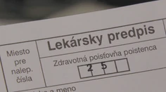 Desaťtisíce Slovákov musia dennodenne chodiť do ambulancií. Vyriešte konečne e-recepty, vyzýva vládu opozícia