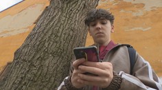 Zaľúbencov do umelej inteligencie pribúda. Aké je to zamilovať sa do niekoho, kto neexistuje?