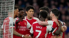 Bitka o Londýn sa nekonala. Arsenal zrovnal Chelsea so zemou a vedie Premier League