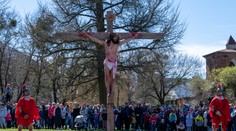 Na živú krížovú cesta sa prišlo do Prešova pozrieť rekordné množstvo ľudí