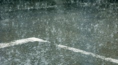 Prudké dažde sužujú západ Slovenska. To je ešte nič oproti tomu, čo príde, odkazuje odborníčka