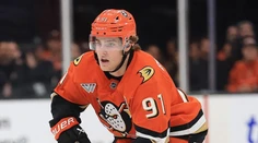 Anaheim si ponechá svoju hviezdu. Carlsson bude najlepšie plateným hráčom NHL