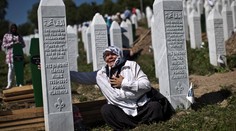 Súd potvrdil rozsudok o čiastočnej vine Holandska za srebrenický masker