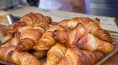 Z croissantu sa stáva luxus. Francúzi pocítili rekordné ceny masla