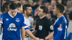 Diego Costa sa "prisal" na Barryho krk