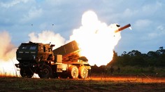 USA plánujú závažný krok. Znížia vojenskú pomoc pre európske štáty susediace s Ruskom