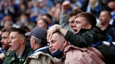 Britský pokus sa podaril. Zo 60-tisíc účastníkov pilotných podujatí sa nakazilo covidom 15