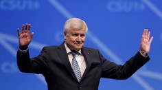 Nemecký minster Seehofer chce deportovať azylantov zo Sýrie, ktorí navštevujú vlasť