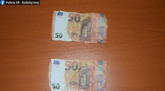 Muž platil na Zemplínskej šírave falošnými peniazmi zo spoločenskej hry. Na druhý deň ho zadržali