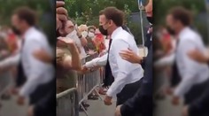 VIDEO: Francúzsky prezident Macron dostal facku od neznámeho muža