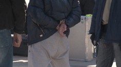 Muž, ktorý mal obrať štát o 3 milióny €, predstieral pri zatýkaní mentálnu retardáciu